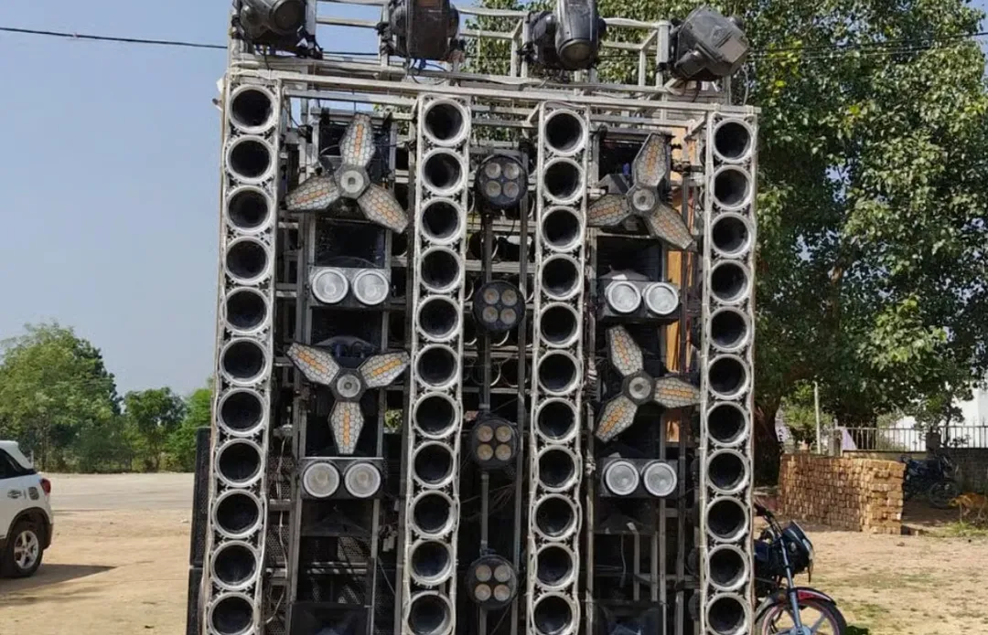 छतरपुर में DJ का शोर पड़ा भारी, पुलिस ने जीप समेत पूरा सामान किया जब्त