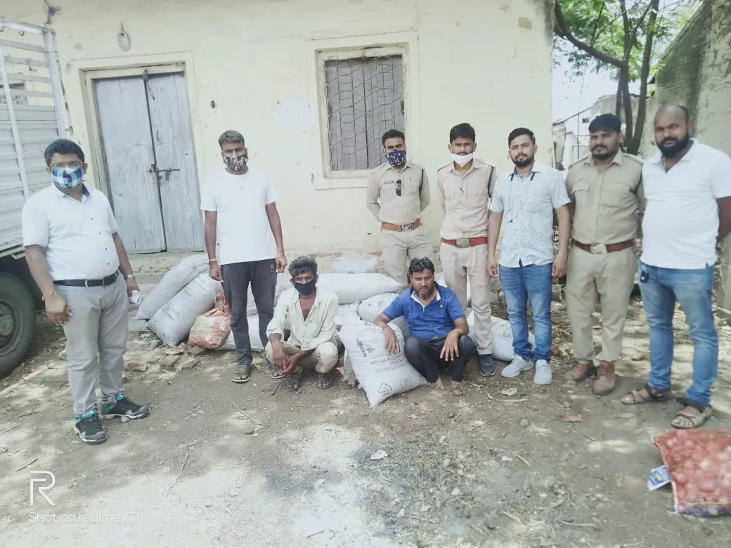 खंडवा में वन विभाग की बड़ी कार्रवाई, लाखों रुपए की सलाई गोंद के साथ तीन आरोपी गिरफ्तार