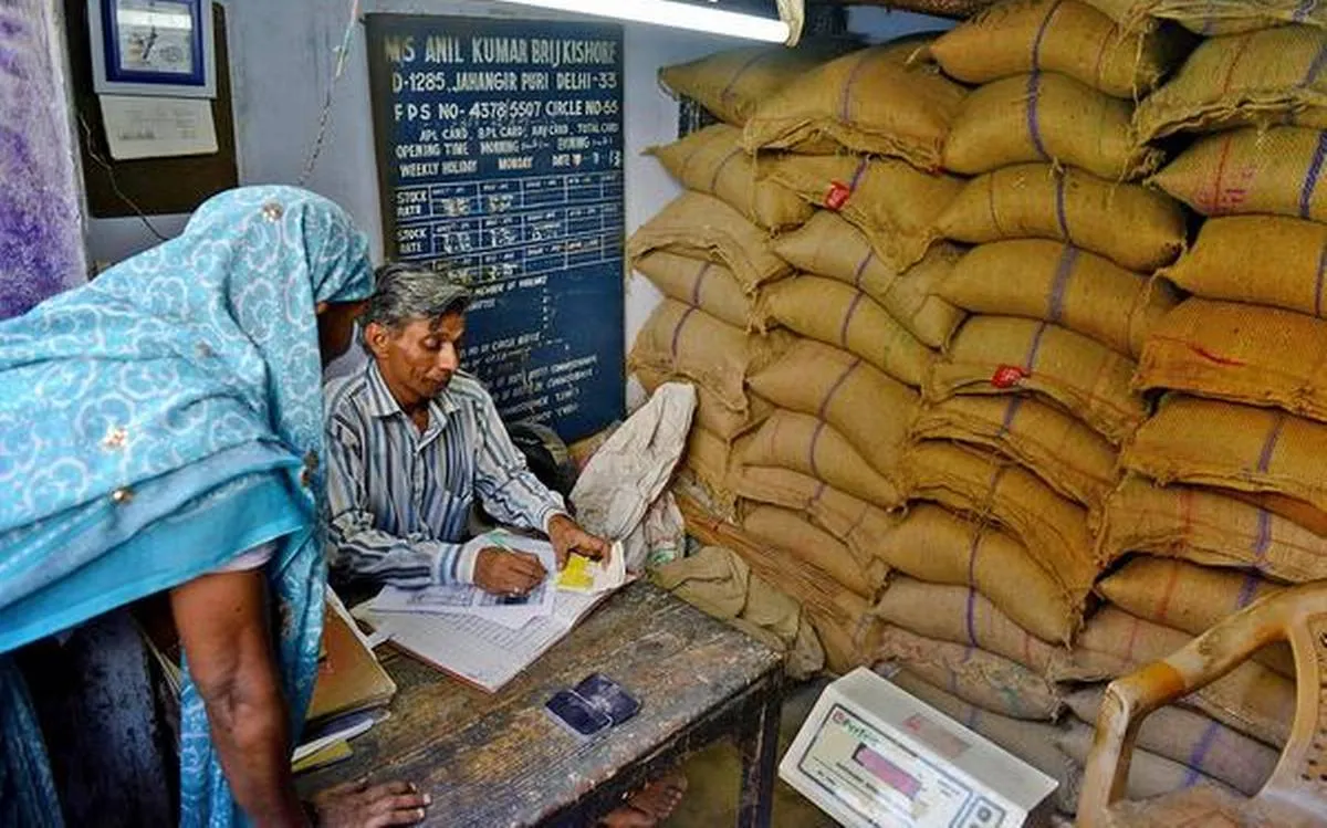 Ration Card: राशन कार्डधारकों के लिए बड़ी खबर, देखे यहां