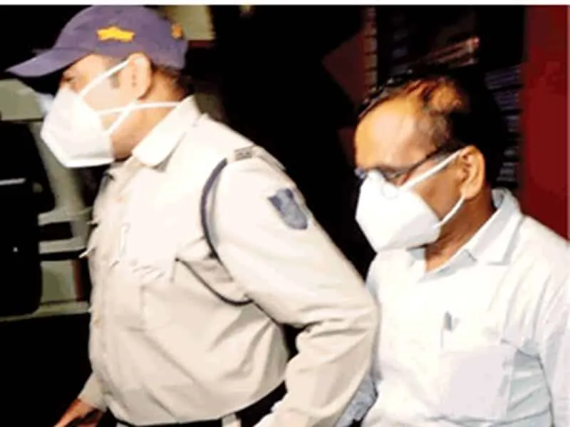 MP News: फर्जीवाड़ा- नगरीय प्रशासन विभाग में अपर आयुक्त IAS संतोष वर्मा गिरफ्तार
