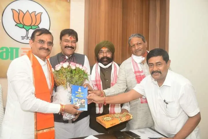 MP By-Election: प्रत्याशी चयन पर BJP बदलेगी रणनीति! मंथन तेज, वीडी शर्मा से मिलने पहुचे पूर्व मंत्री