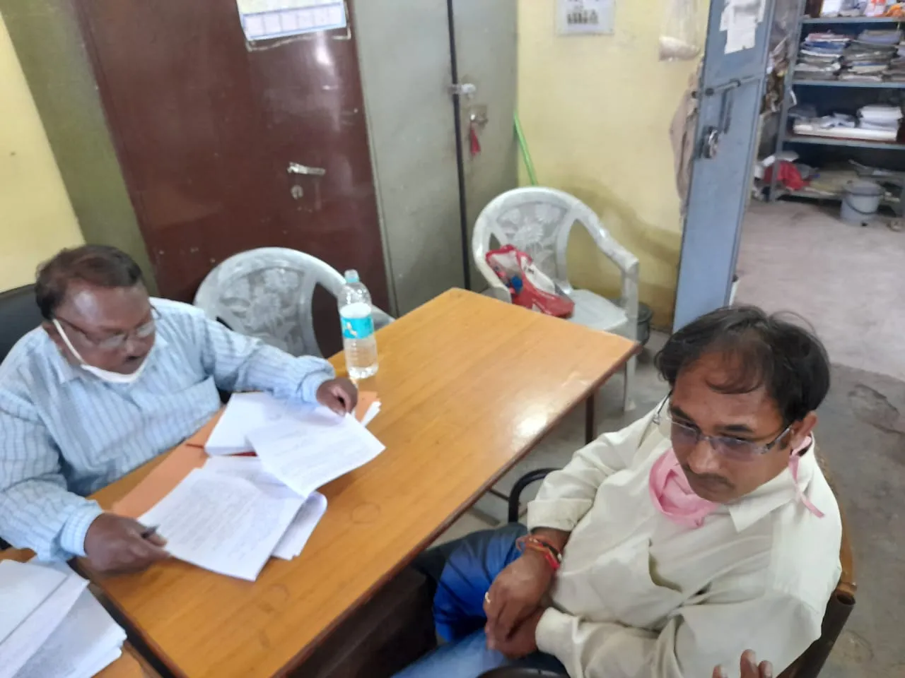 Bribe : 6000 रुपये की रिश्वत लेते शिक्षा विभाग का अधिकारी गिरफ्तार, लोकायुक्त की कार्रवाई