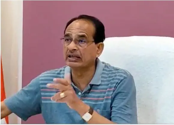मध्य प्रदेश : मुख्यमंत्री शिवराज ने सुबह 6:30 बजे बुलाई आपात बैठक, अधिकारियों को दिए आवश्यक निर्देश