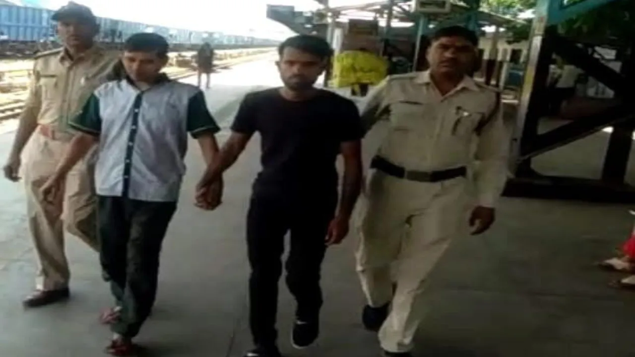 इसलिए इंदौर के रेलवे कर्मचारी ने फैलाई ट्रेन में बम की अफवाह, चढ़ा पुलिस के हत्थे