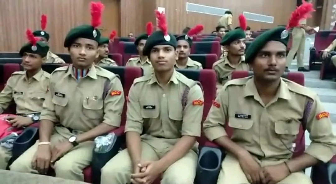 Gwalior जिला प्रशासन की अभिनव पहल, चुनावों में NCC कैडेट निभाएंगे विशेष पुलिस अधिकारी की भूमिका