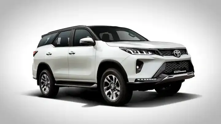 Toyota जल्द ही पेश करने जा रहा अपनी नई SUV, फीचर्स इतने धांसू की धड़ल्ले से होगी बिक्री