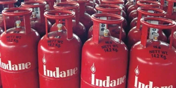 LPG Subsidy Rule में हुआ बड़ा बदलाव, अब सिर्फ चुनिंदा लोगों को ही मिलेगी छूट