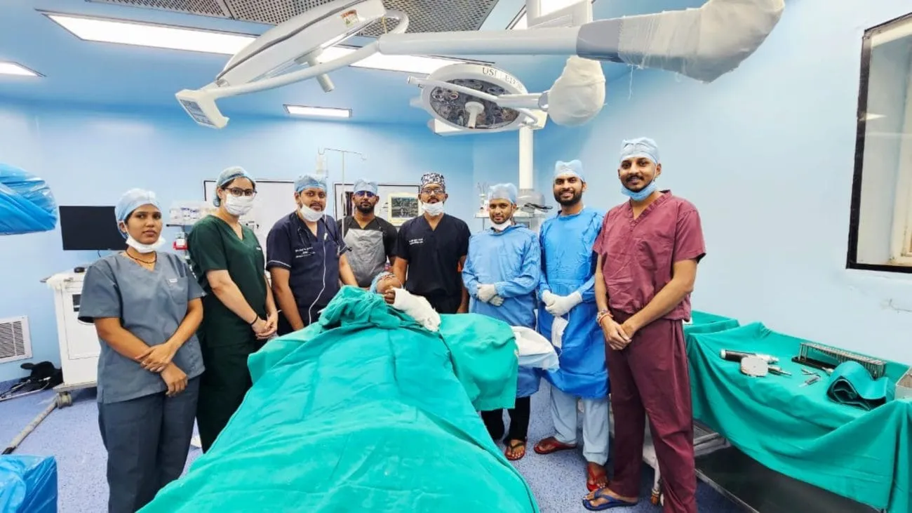 जन्माष्टमी पर 'कान्हा' को मिला नया जीवन, नीमच में छुट्टी के दिन हुआ पहला इमरजेंसी ऑर्थो ऑपरेशन