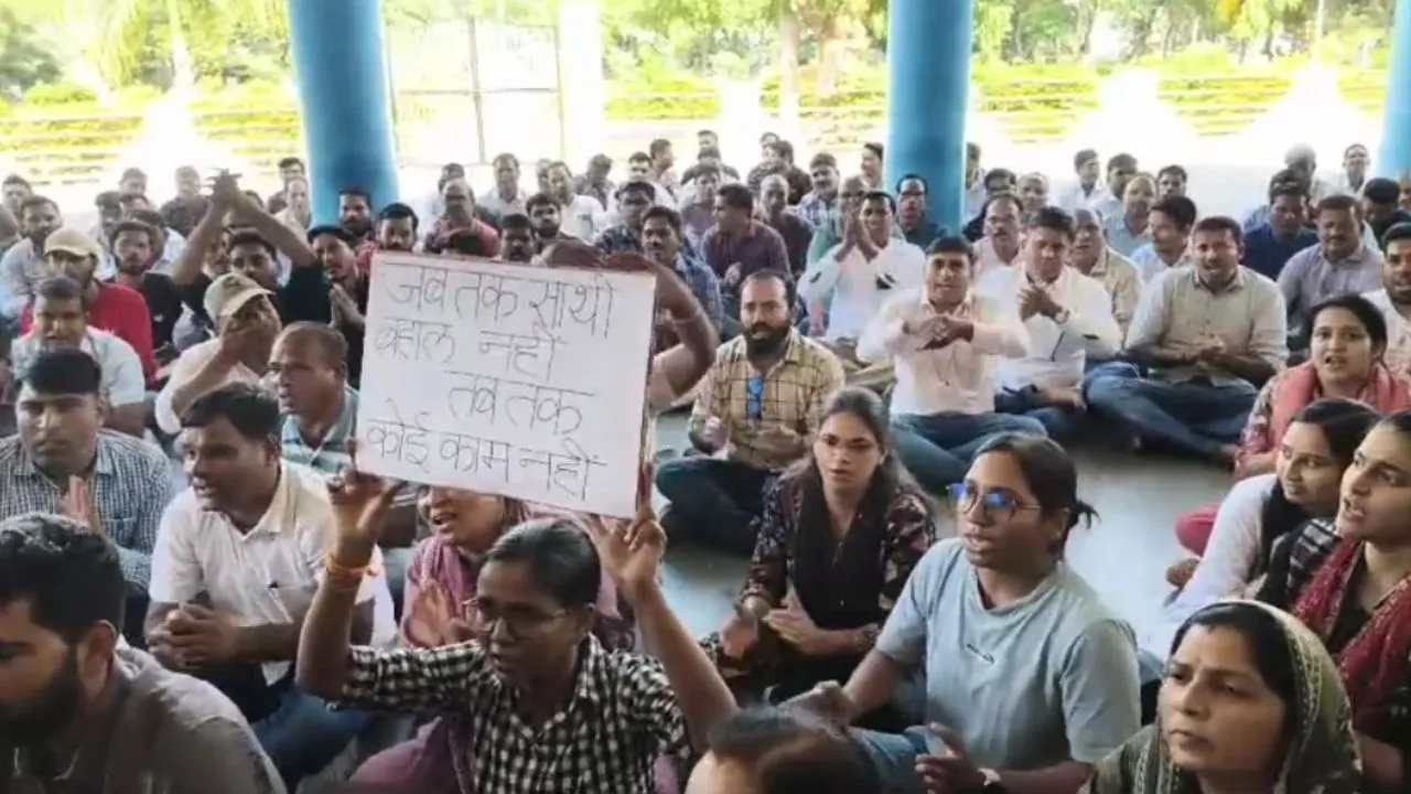 Patwari Protest Neemuch