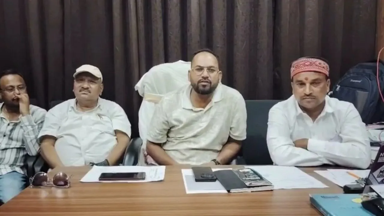 क्या आमने सामने कांग्रेस? मुख्यमंत्री के दौरे से पहले उमरिया जिला और यूथ कांग्रेस के अलग अलग बयान