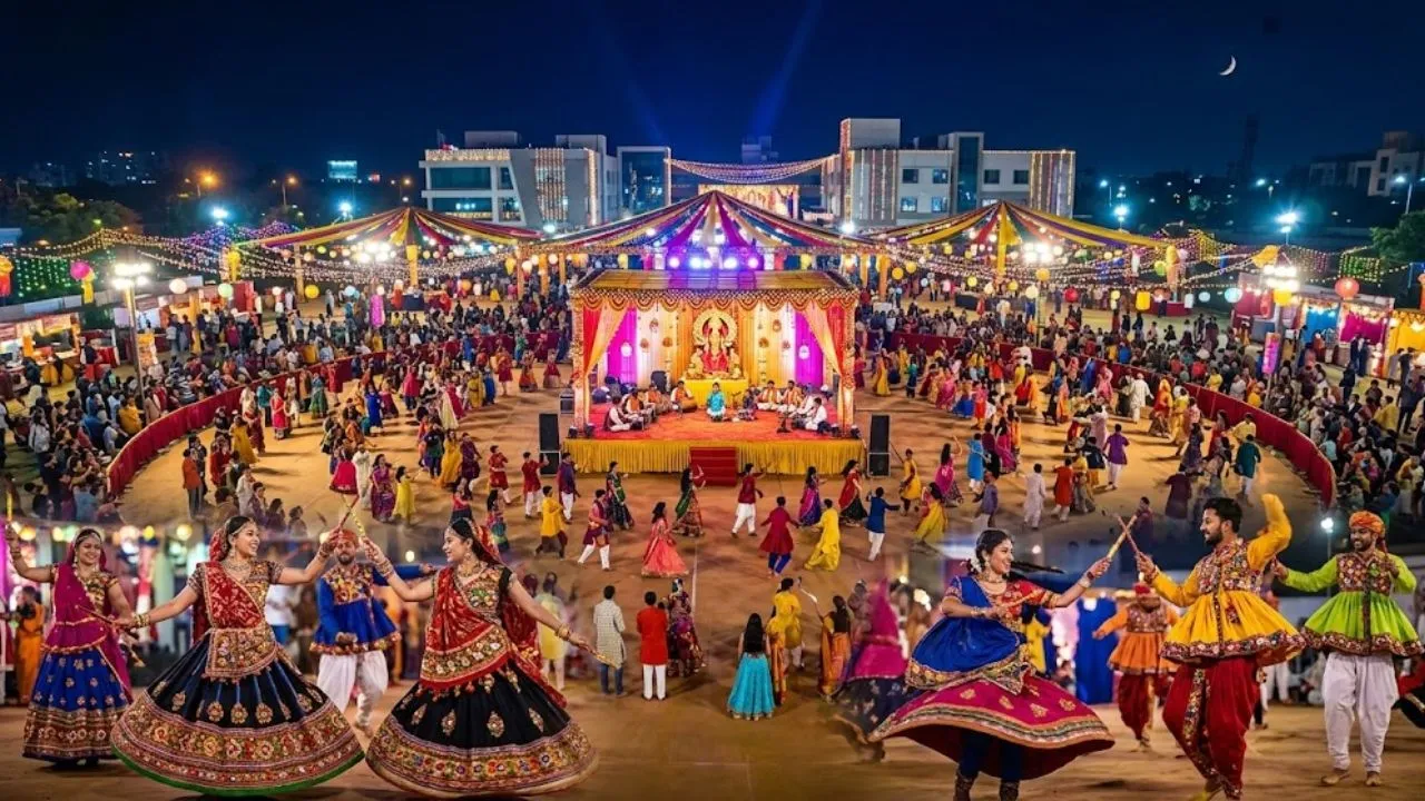 इंदौर में आज से अभिव्यक्ति गरबा महोत्सव शुरू, C-21 एस्टेट ग्राउंड पर होगी डांडिया की धूम