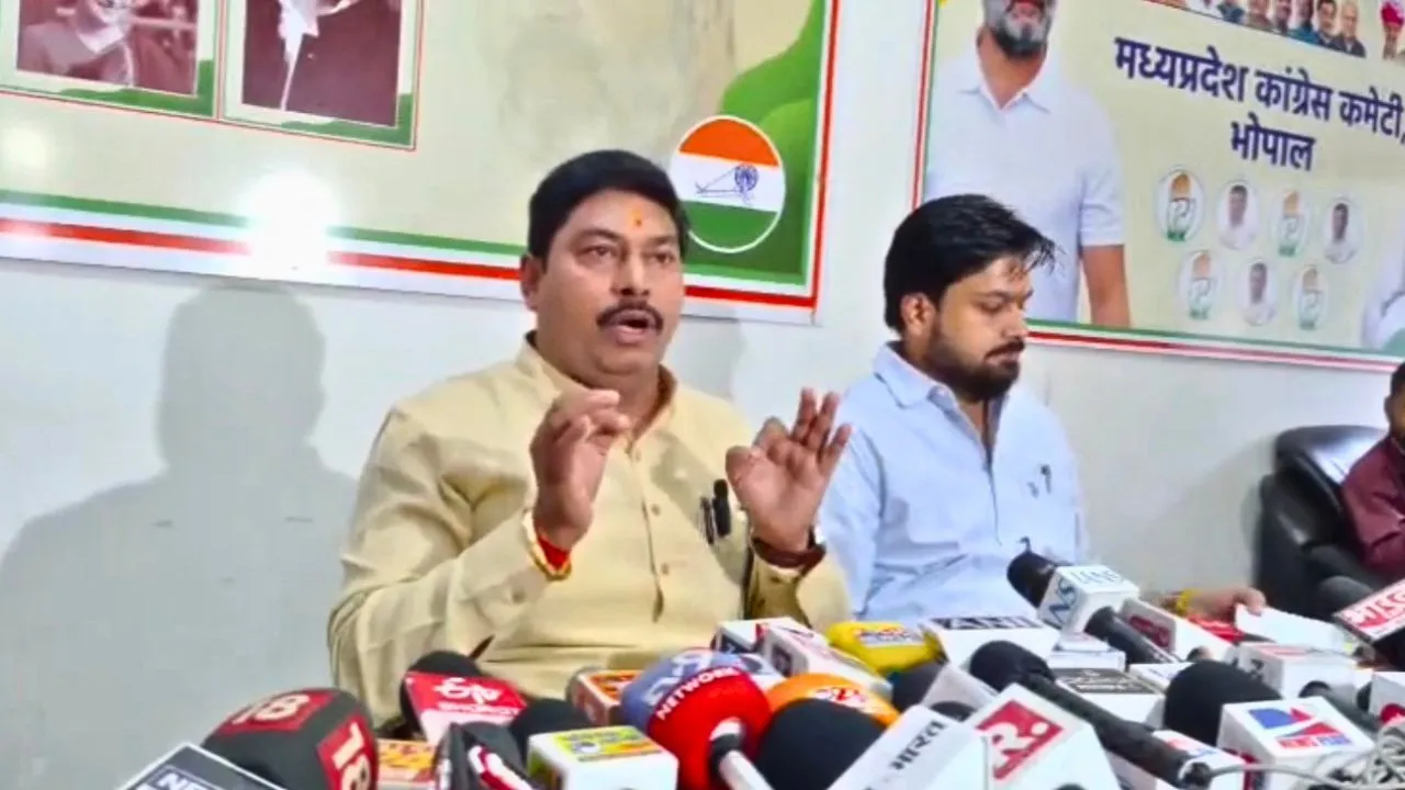 उज्जैन के दीपोत्सव टेंडर पर कांग्रेस ने उठाए सवाल, अमित शर्मा ने की CBI जांच की मांग
