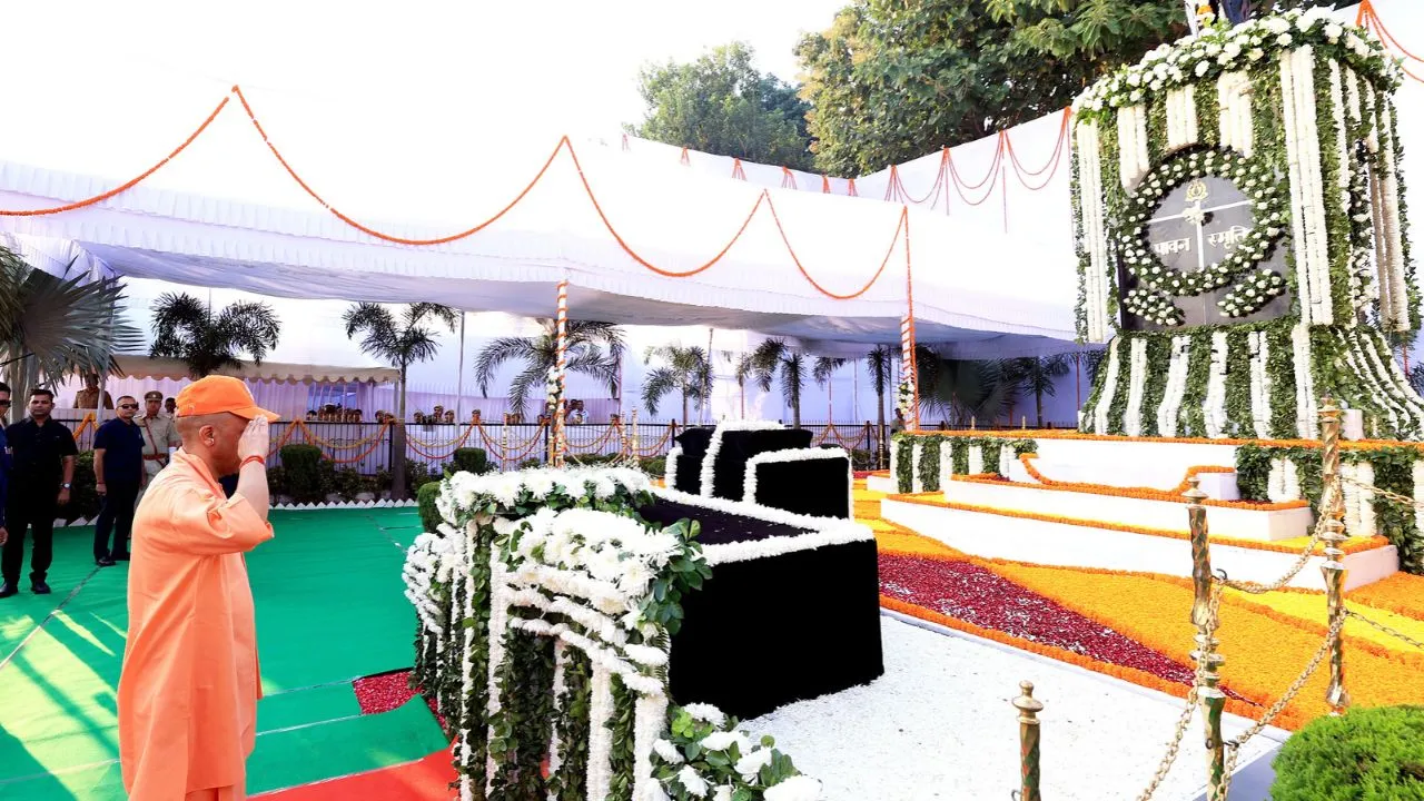 पुलिस स्मृति दिवस-2026 : योगी आदित्यनाथ बोले शहीदों के नाम केवल स्मारक पर नहीं होते, वे राष्ट्र की नैतिक चेतना में अंकित होते हैं