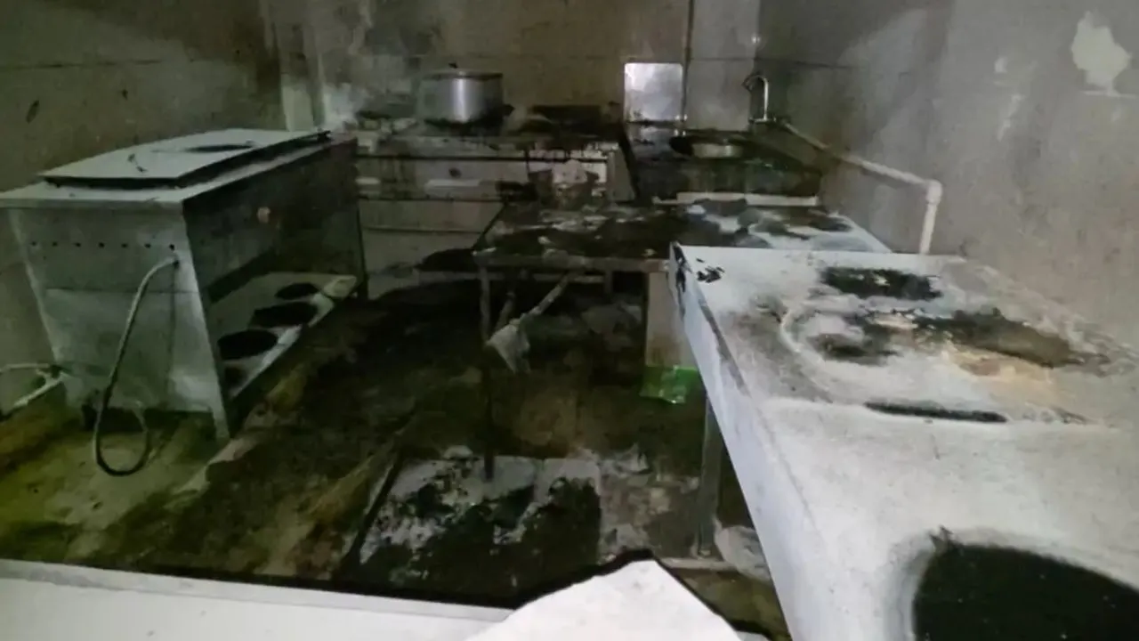 महाकाल मंदिर के पास रेस्टोरेंट में लगी आग, समय रहते फायर ब्रिगेड ने पाया काबू