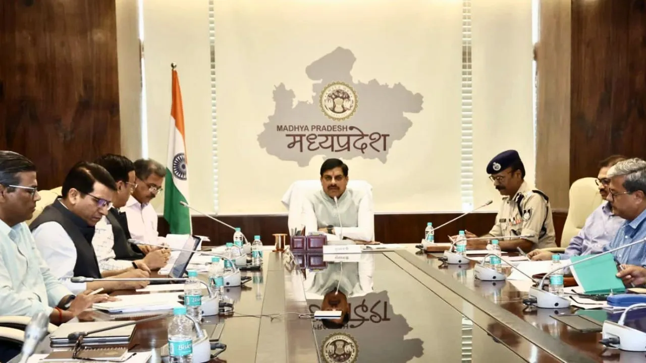 सीएम डॉ. मोहन यादव जन विश्वास अभियान में लापरवाही पर हुए सख्त, किसी भी जिले में करेंगे औचक निरीक्षण