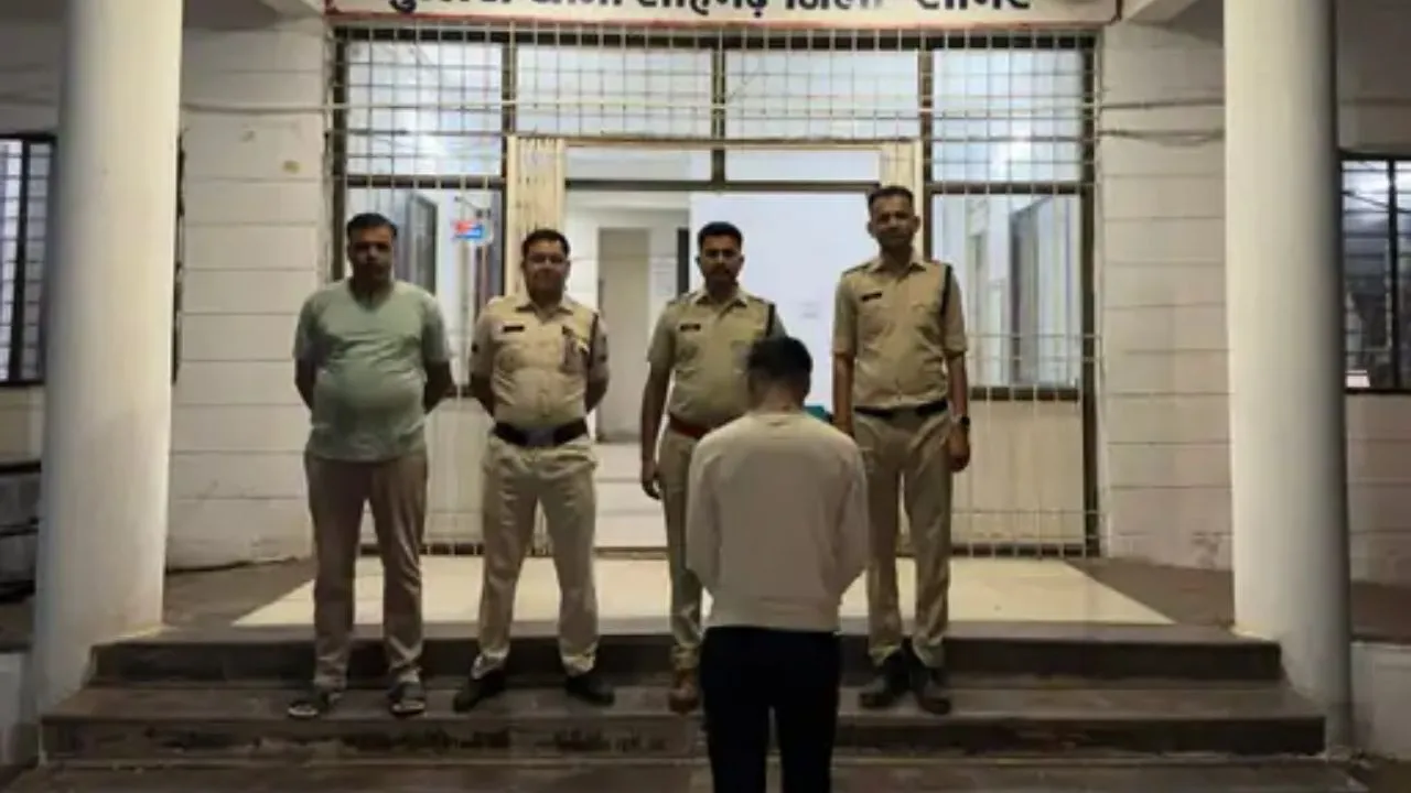 सागर के शाहगढ़ में गल्ला मंडी से ट्रैक्टर-ट्रॉली चोरी, पुलिस ने सीसीटीवी फुटेज से आरोपी को पकड़ा