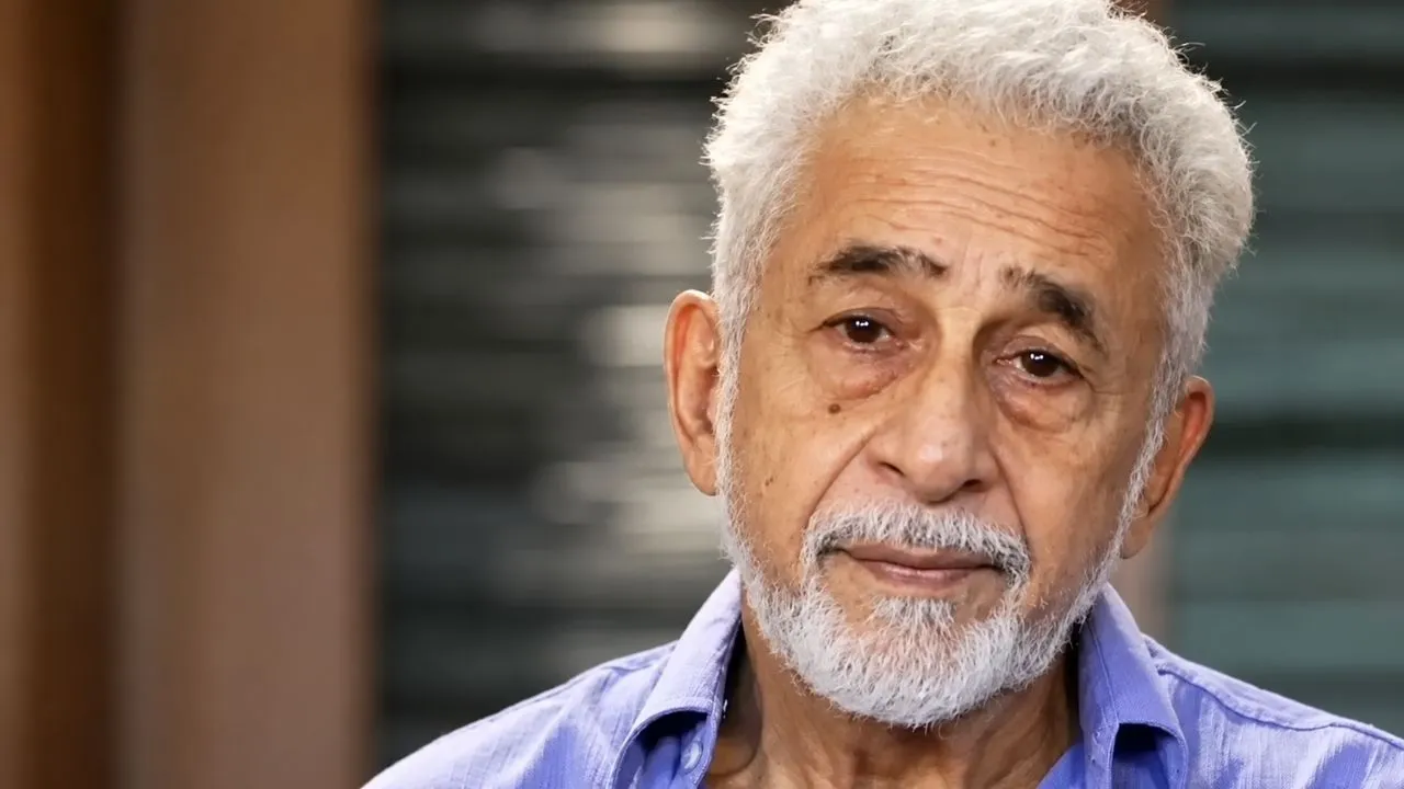 नसीरुद्दीन शाह का विवादित बयान, मोदी सरकार और गोदी मीडिया पर बोला तीखा हमला