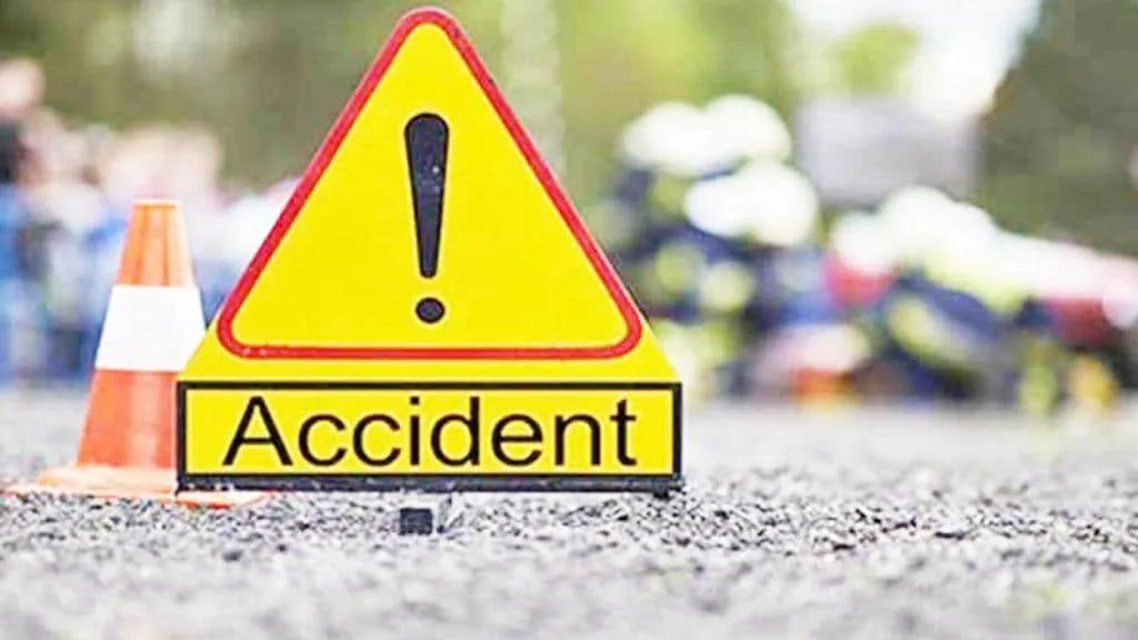 Road accident : ट्रक-ट्रेलर में जोरदार भिंड़त से भड़की आग, ड्राइवर समेत 3 जिंदा जले, मौत