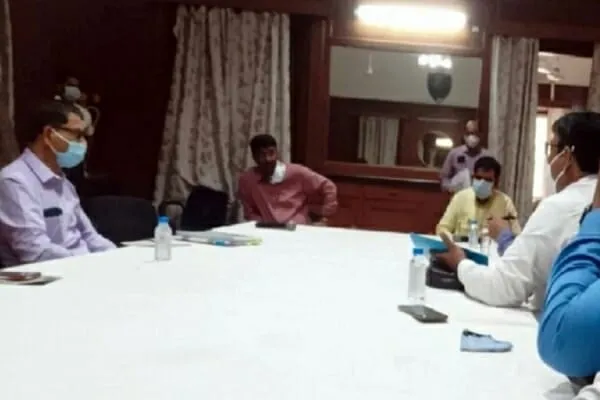 Indore: निजी स्कूलों की मनमानी पर अब लगेगी रोक, इस बड़ी तैयारी में प्रशासन