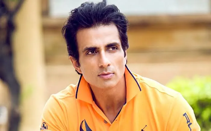 Sonu Sood: सोनू सूद ने किया चरणजीत सिंह चन्नी का प्रचार! सच या झूठ जानिए इस खबर में