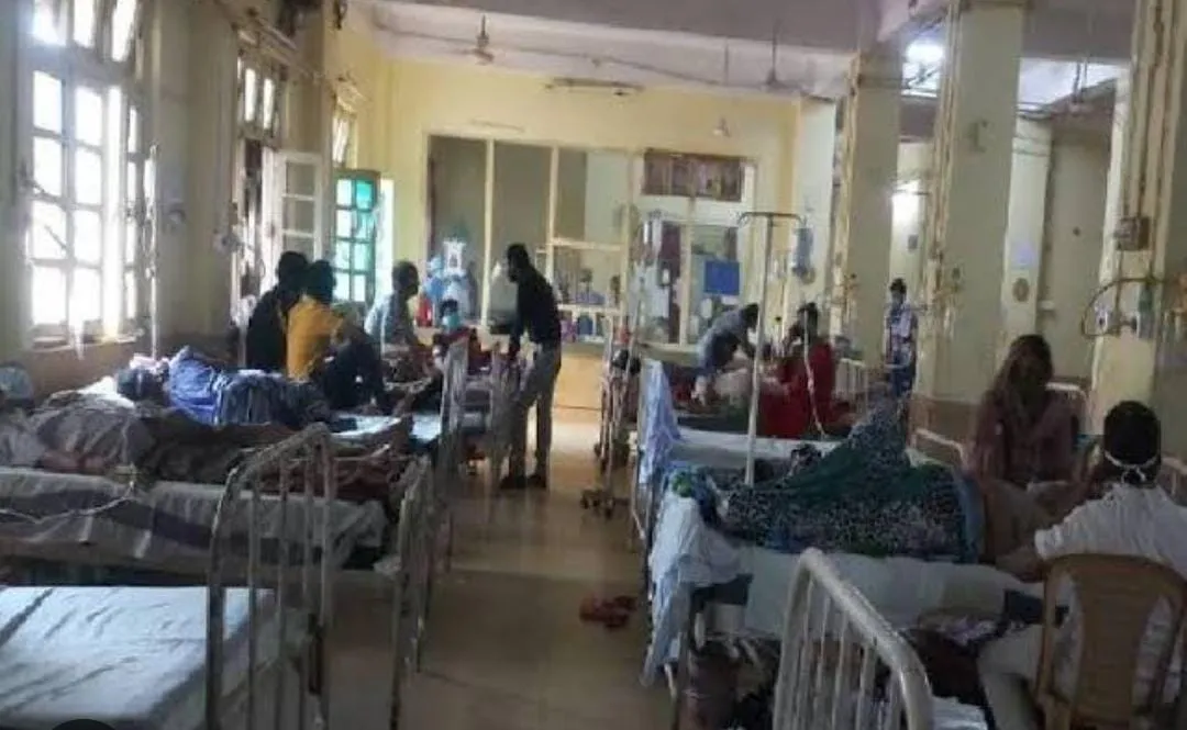 मेडिकल कालेज में लगी आग, मचा हड़कंप