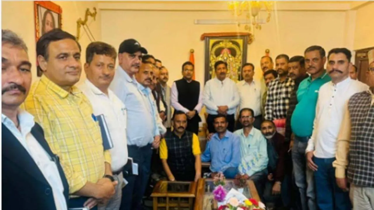 HRTC चालक यूनियन ने आंदोलन किया खत्म, उप-मुख्यमंत्री के आश्वासन पर बनी सहमति