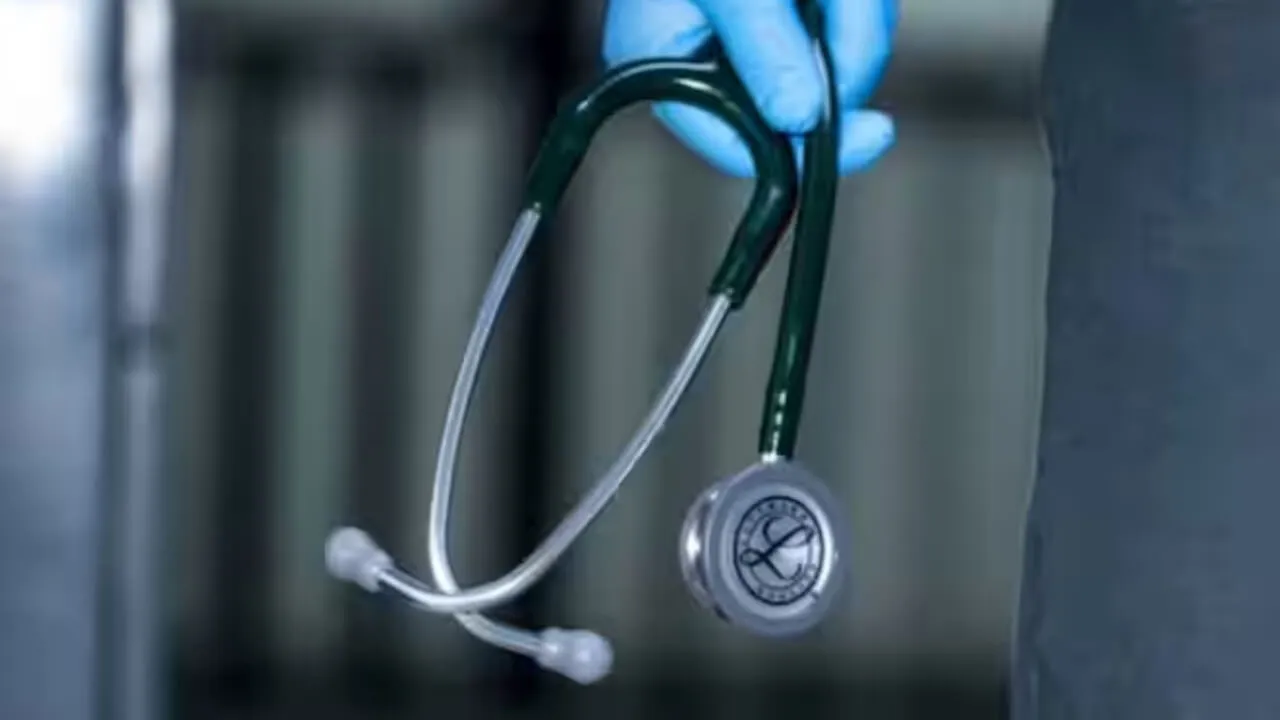 पटना AIIMS में ‘विधायक का आतंक’! डॉक्टरों की हड़ताल से मचा हाहाकार, अस्पताल की सुरक्षा पर उठे ‘बड़ा’ सवाल!
