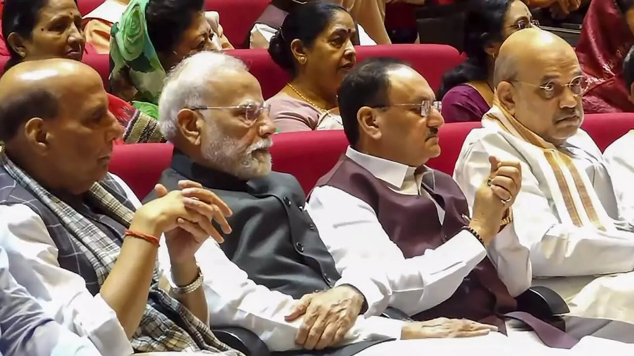 पीएम मोदी की अगुवाई वाली एनडीए ने की संसदीय बैठक, सशस्त्र बलों की प्रशंसा में उठाया यह कदम