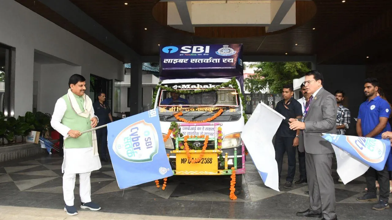 CM Dr. Mohan Yadav flagged off SBI Cyber Security Awareness Rath