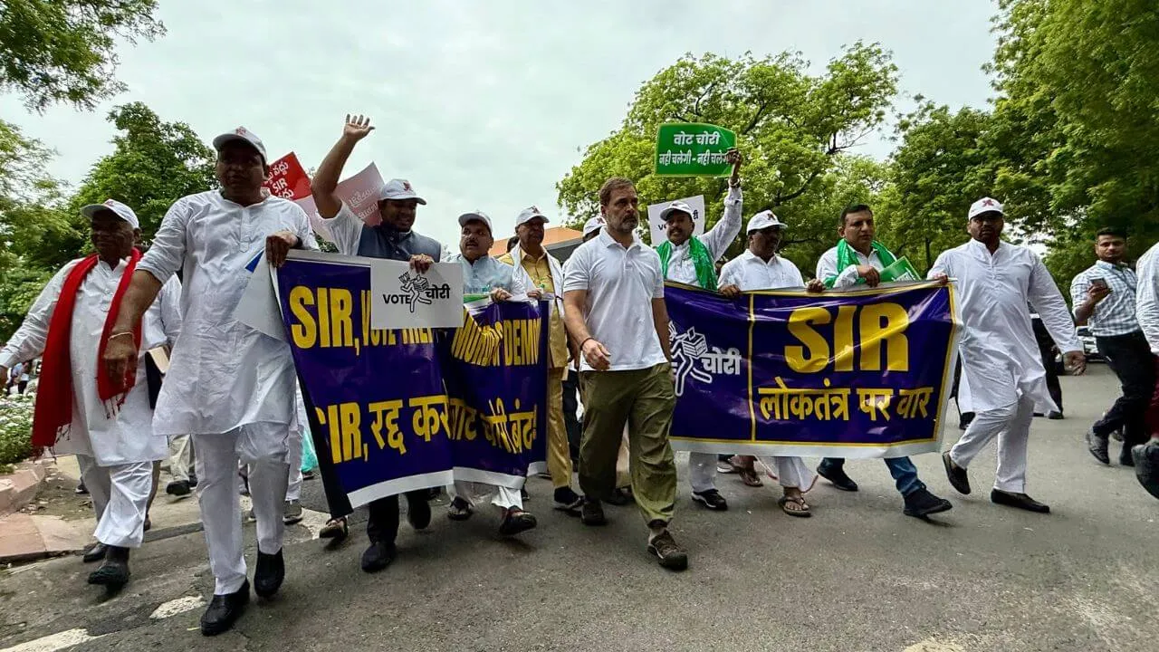India Block Parties protest against vote theft
