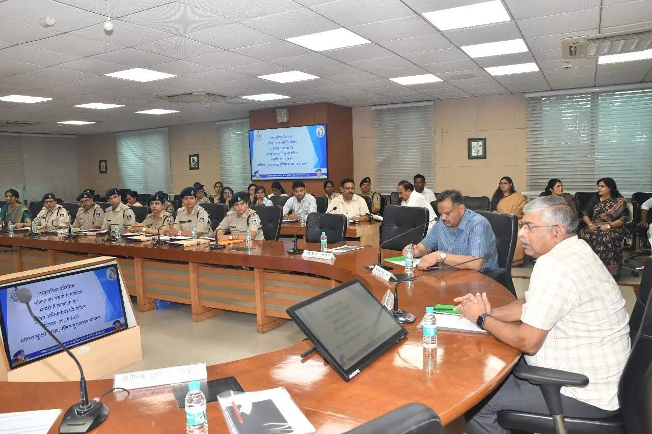 MP POLICE MEETING WITH NGO