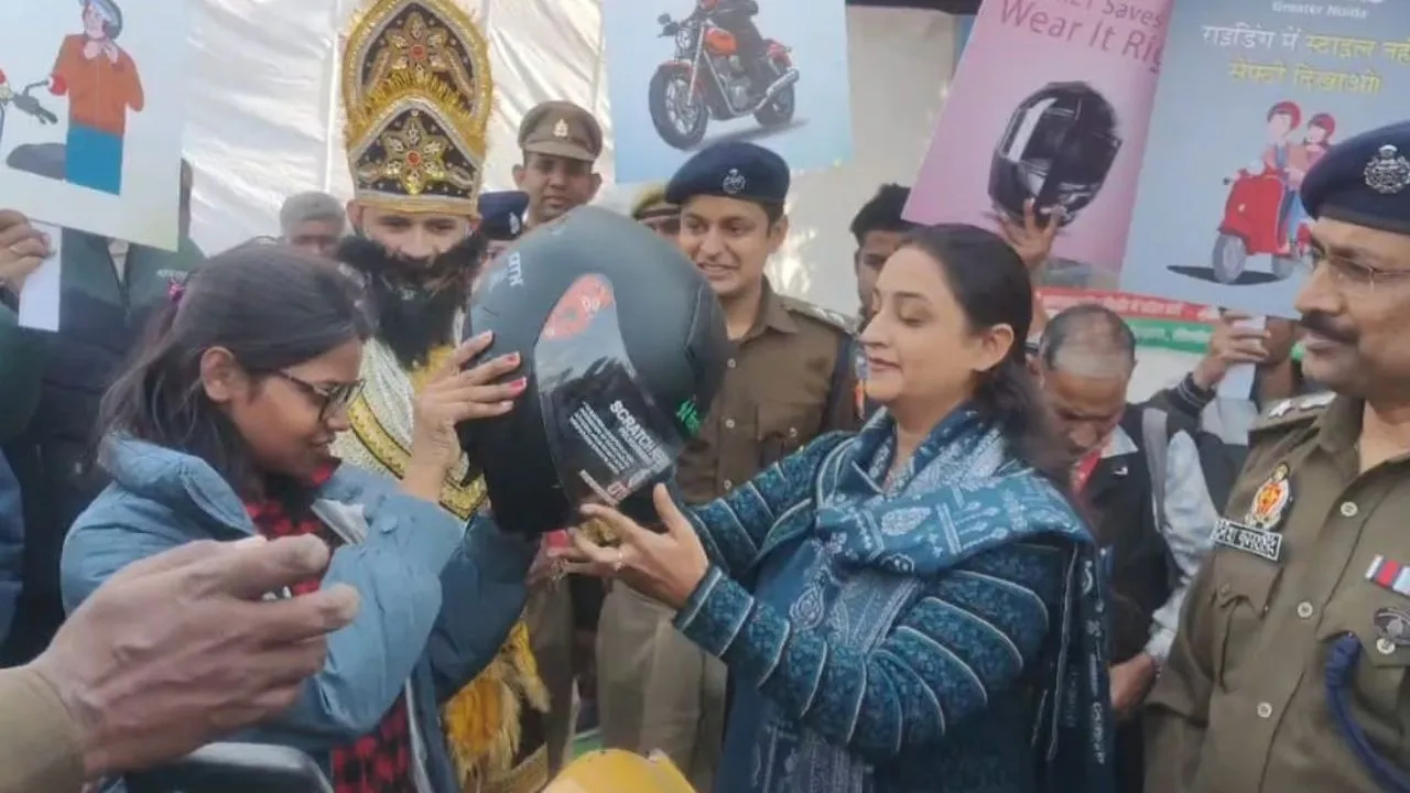 helmet distribution