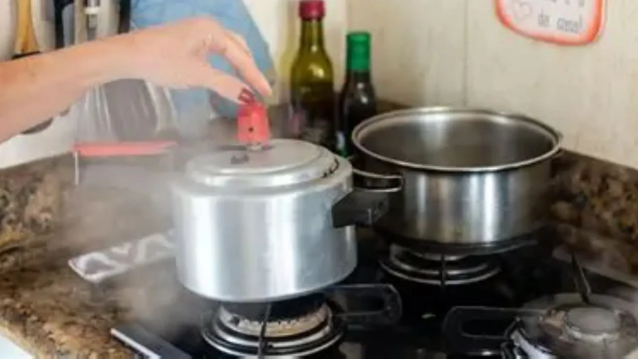शाजापुर हॉस्टल में बड़ा हादसा