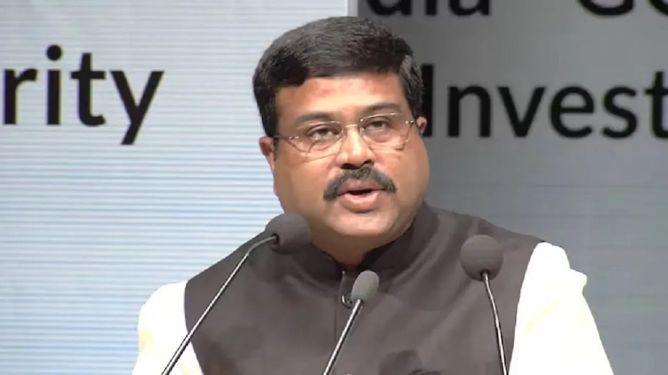 देशभर में इस्तीफे की मांग के बीच बोले शिक्षा मंत्री धर्मेंद्र प्रधान, कहा - 'NEP 2020 से विकसित भारत का सपना होगा साकार'