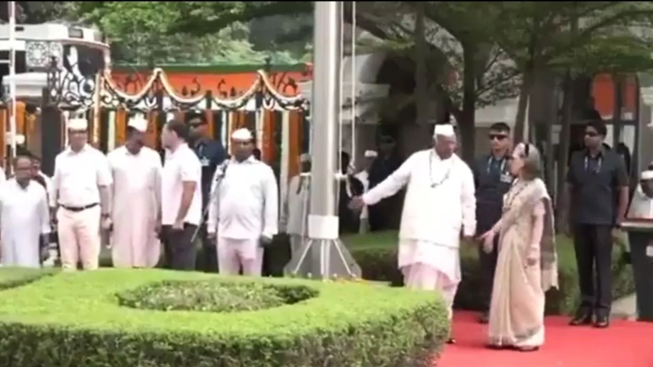 Independence Day 2026 Congress insults Vande Mataram