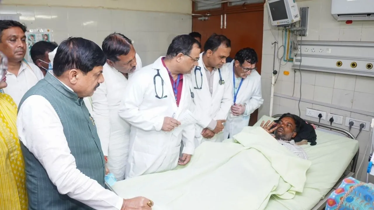 दिल्ली से सीधे सागर पहुंचे CM डॉ. मोहन यादव, बोले दोषियों को ऐसी सजा देंगे कि दोबारा कोई हिम्मत नहीं करेगा, प्रशासन को दिया फ्री हैंड