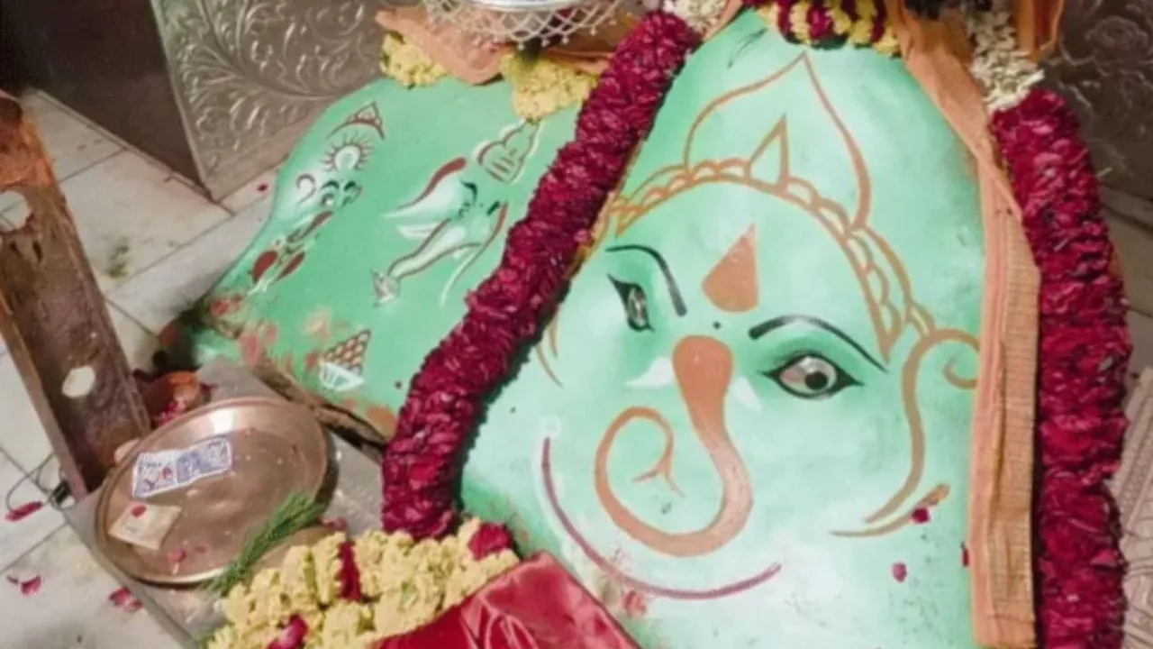 चिंतामन गणेश मंदिर में उमड़ी श्रद्धालुओं की भीड़, त्रेता युग और भगवान राम-सीता से है नाता