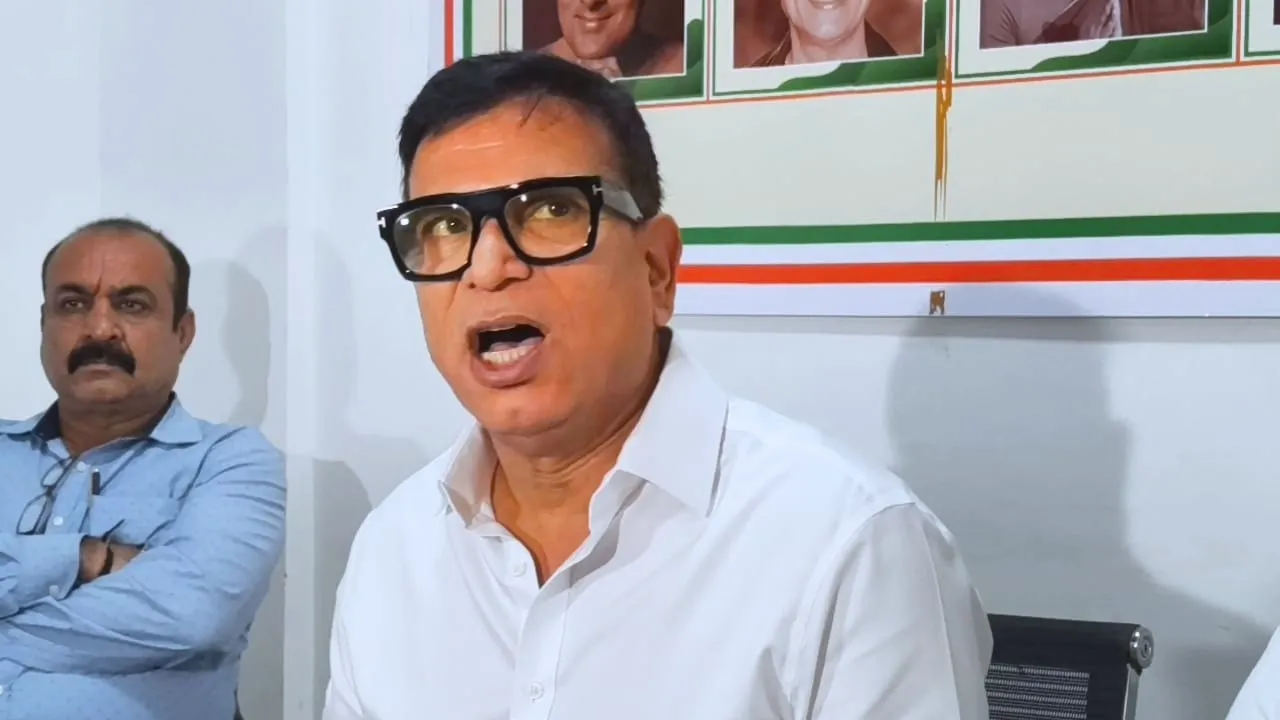 कांग्रेस नेता अभय दुबे ने दीपोत्सव को लेकर बीजेपी पर साधा निशाना, कहा “प्रधानमंत्री के संकल्प का विरोधाभास”