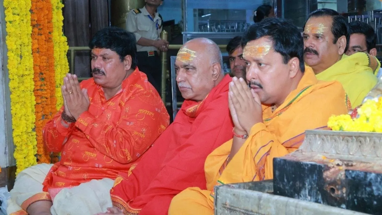 भस्म आरती में शामिल हुए BJP राष्ट्रीय अध्यक्ष नितिन नवीन, बाबा महाकाल से की देशवासियों की सुख-समृद्धि की कामना