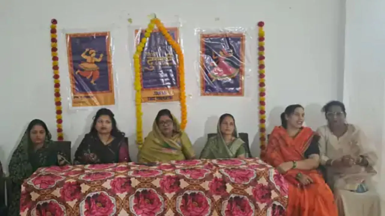 बीना में नवरात्रि पर होगी डांडिया रास की धूम, 21 सितंबर से तीन जगहों पर शुरू होगी गरबा ट्रेनिंग