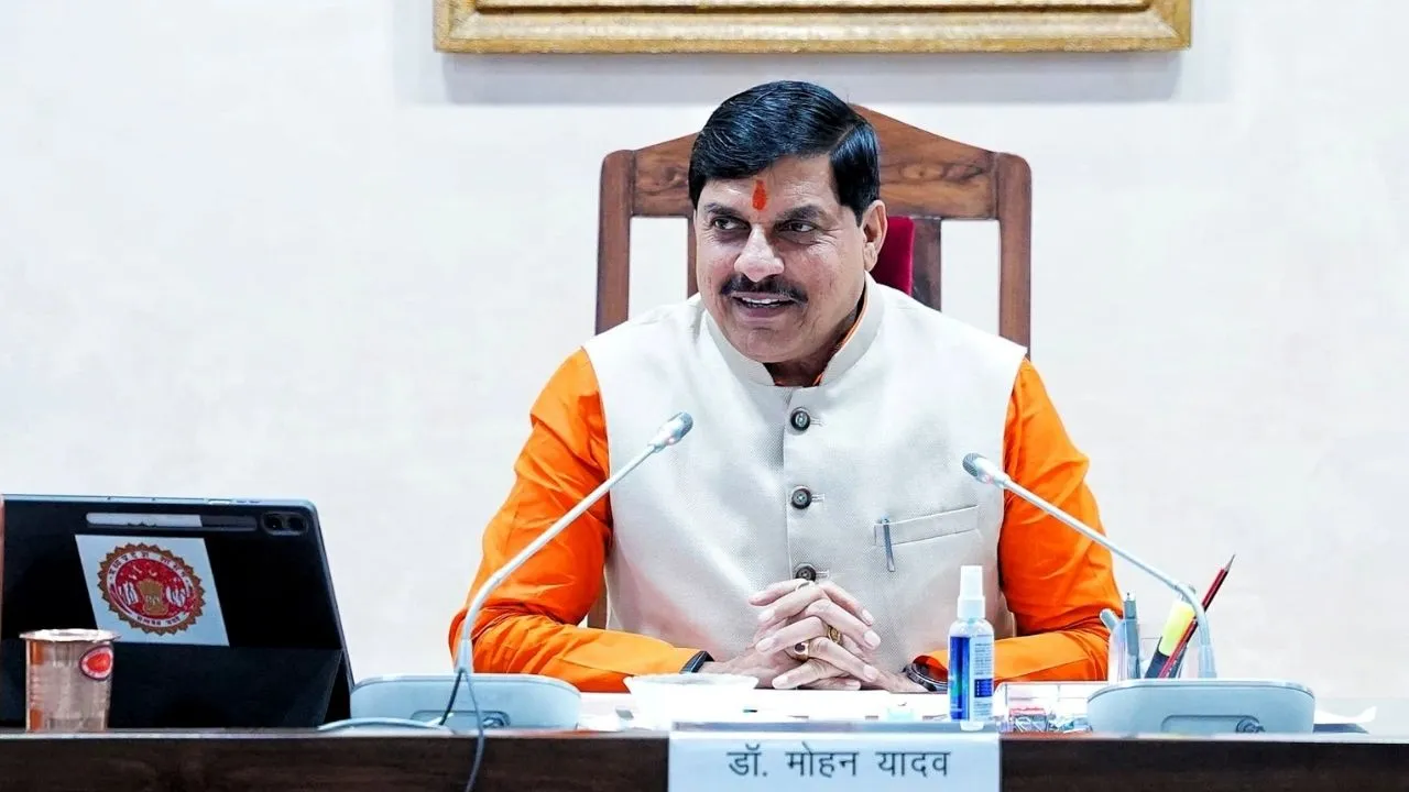 25 सितंबर से MP में दौड़ेंगी ‘सुगम’ बसें, CM डॉ. मोहन यादव 351 बसों को दिखाएंगे हरी झंडी, जानें आपके शहर को कितनी मिलीं?
