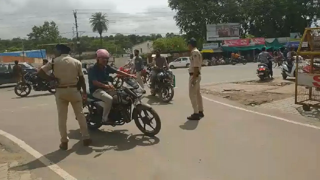 MP ट्रैफिक पुलिस की नई पहल, 8 अक्टूबर तक चलेगा विशेष अभियान, यातायात नियमों के उल्लंघन पर होगी सख्त कार्रवाई