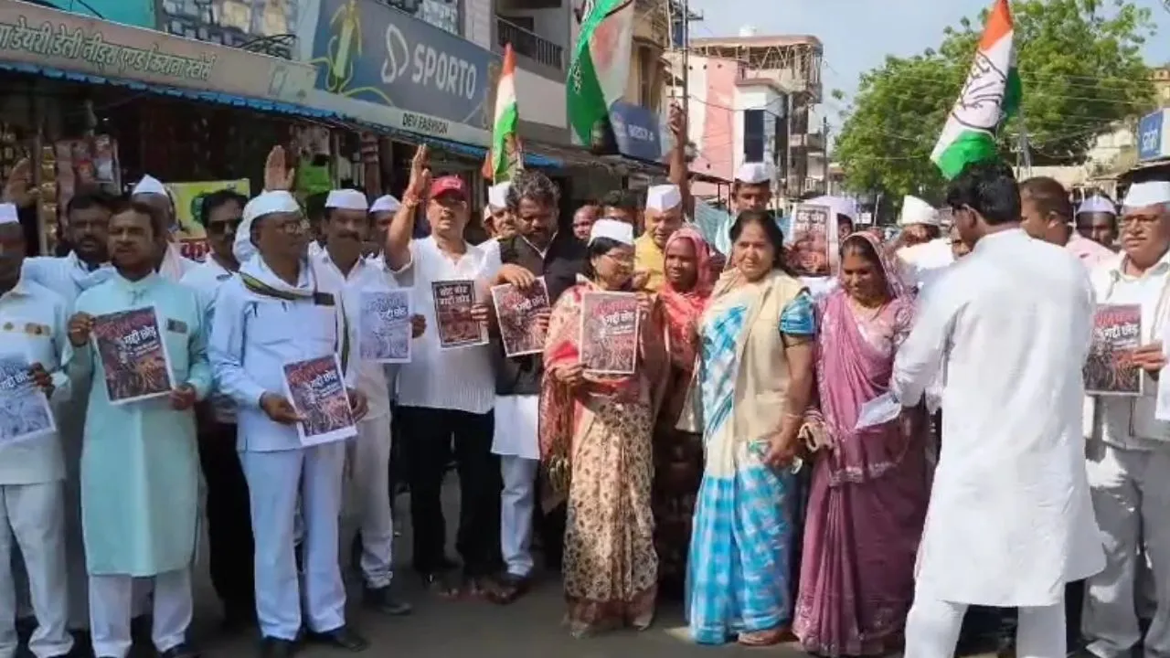 अनूपपुर में EVM गायब मिलने से सियासी बवाल, कांग्रेस ने सरकार के खिलाफ खोला मोर्चा, निष्पक्ष जांच की मांग, पढ़ें पूरी खबर
