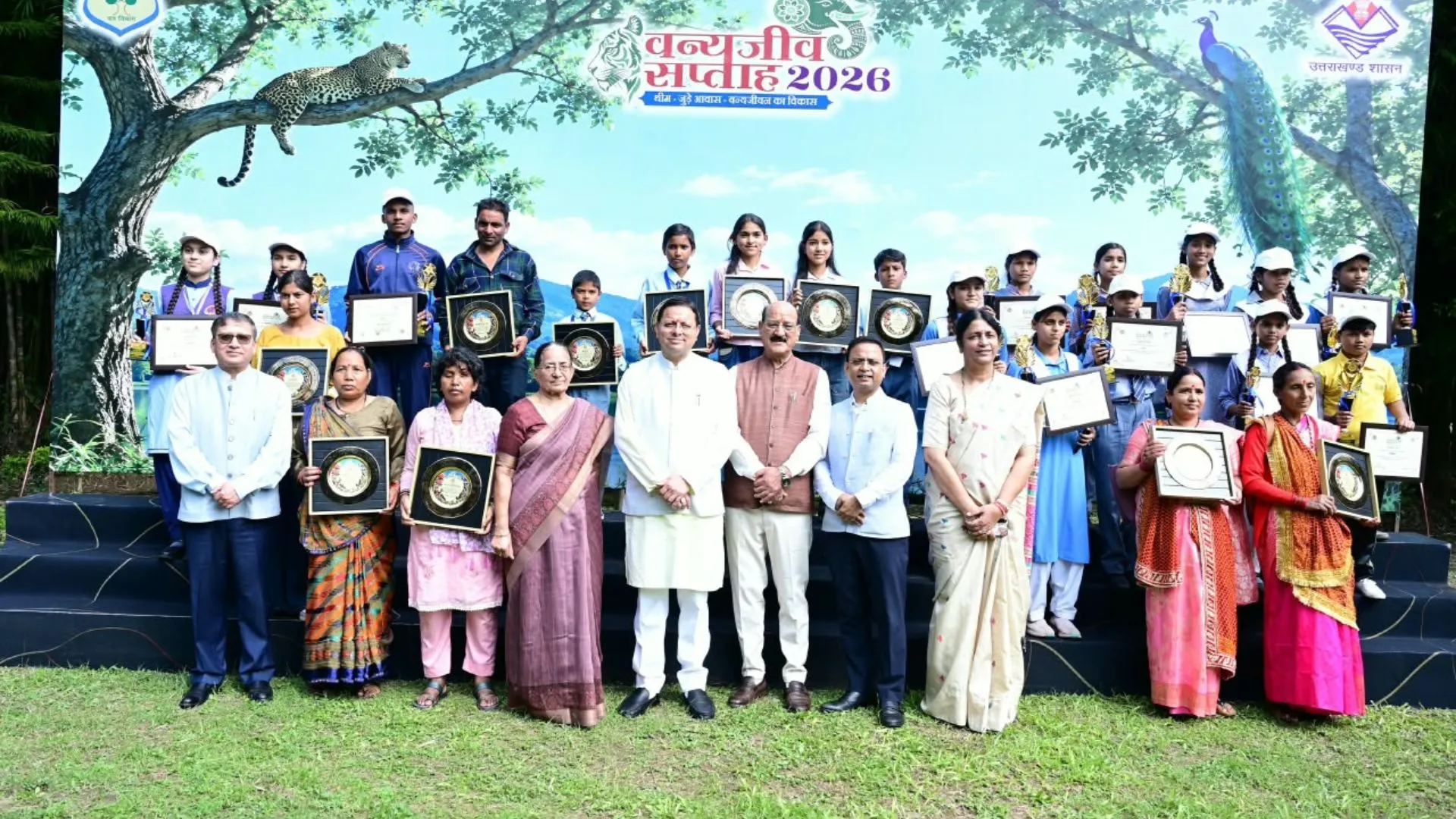 उत्तराखंड में एक लाख युवाओं को ‘Young Eco-preneur’ बनाने की तैयारी, नेचर गाइड से ड्रोन पायलट तक रोजगार से जुड़ेंगे युवा