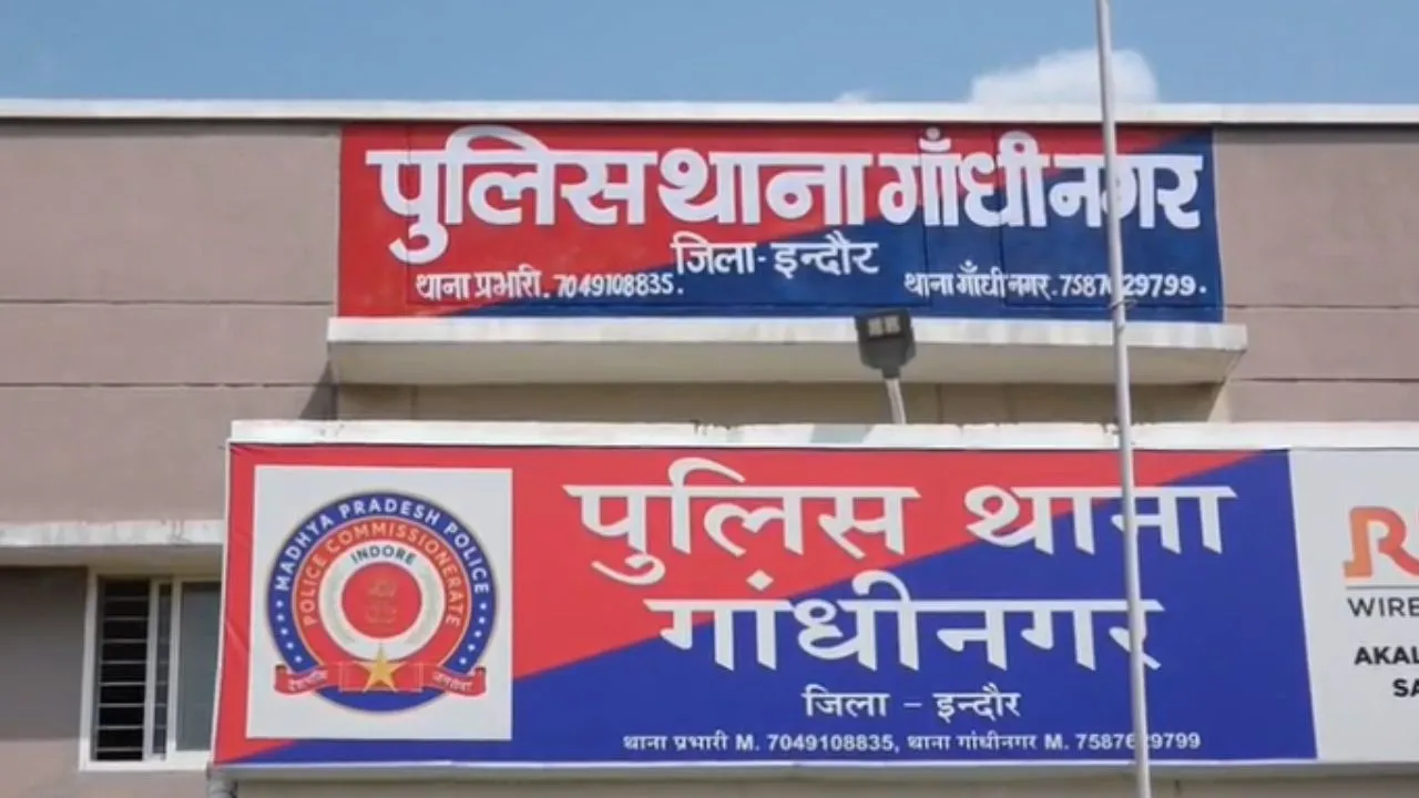 इंदौर: पहले सिर पर किया वार, फिर साड़ी से दबाया गला.. पत्नी ने पति को उतारा मौत के घाट, जानें क्या रही वजह